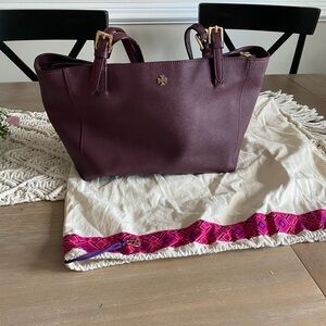 Tory Burch medium tote like new